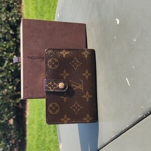 Authentic Louis Vuitton kisslock wallet